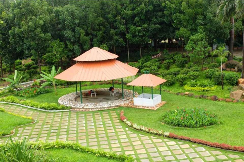 Pragati Resorts Kundakal Ngoại thất bức ảnh